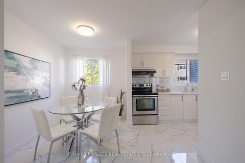Photo 18 at 102 Jenny Wren Way, Hillcrest Village, Toronto