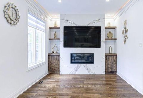 Photo 10 at 22 Grand Oak Drive, Oak Ridges, Richmond Hill