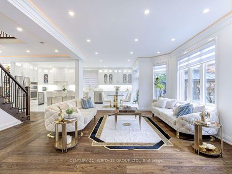 Photo 11 at 22 Grand Oak Drive, Oak Ridges, Richmond Hill
