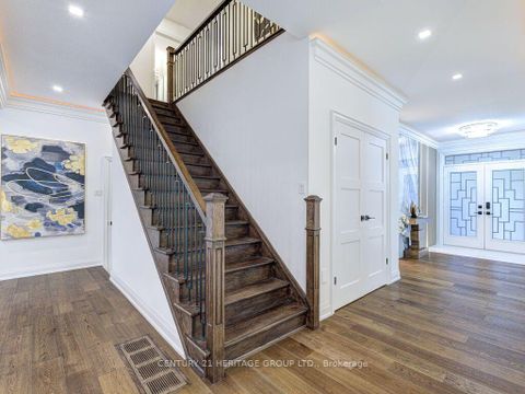 Photo 12 at 22 Grand Oak Drive, Oak Ridges, Richmond Hill