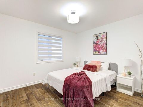 Photo 19 at 22 Grand Oak Drive, Oak Ridges, Richmond Hill