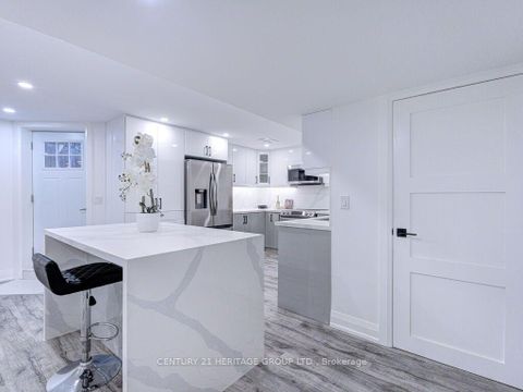 Photo 34 at 22 Grand Oak Drive, Oak Ridges, Richmond Hill