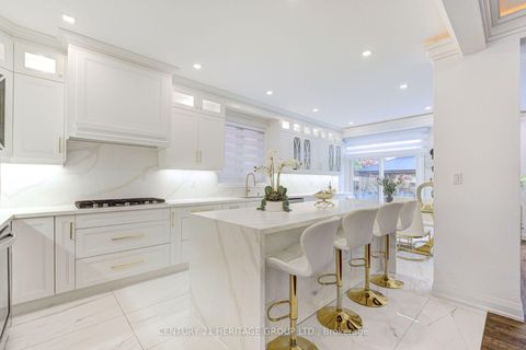 Photo 35 at 22 Grand Oak Drive, Oak Ridges, Richmond Hill