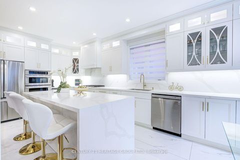 Photo 37 at 22 Grand Oak Drive, Oak Ridges, Richmond Hill