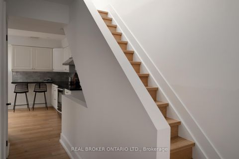 Photo 17 at 276 Gowan Avenue, East York, Toronto