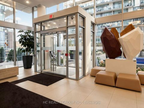 Photo 5 at 602 - 29 Queens Quay E, Waterfront Communities C8, Toronto