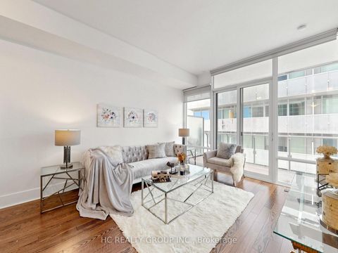 Photo 8 at 602 - 29 Queens Quay E, Waterfront Communities C8, Toronto