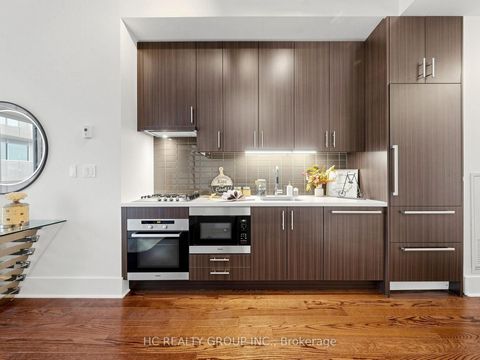 Photo 13 at 602 - 29 Queens Quay E, Waterfront Communities C8, Toronto