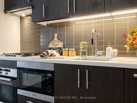 Photo 19 at 602 - 29 Queens Quay E, Waterfront Communities C8, Toronto