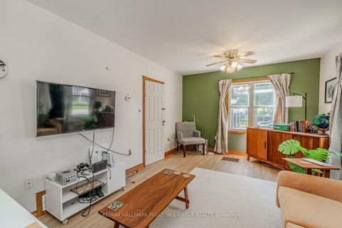 Photo 6 at 85 Tyler Street, Aurora Village, Aurora