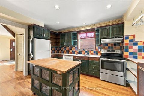 Photo 11 at 43 Orley Avenue, Lumsden, Toronto