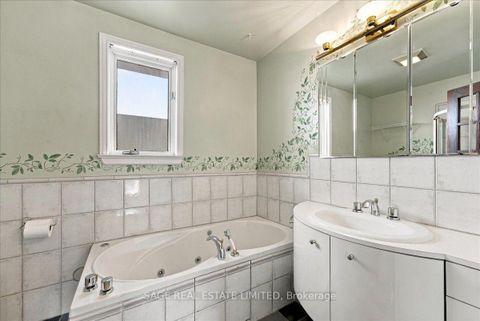 Photo 23 at 43 Orley Avenue, Lumsden, Toronto