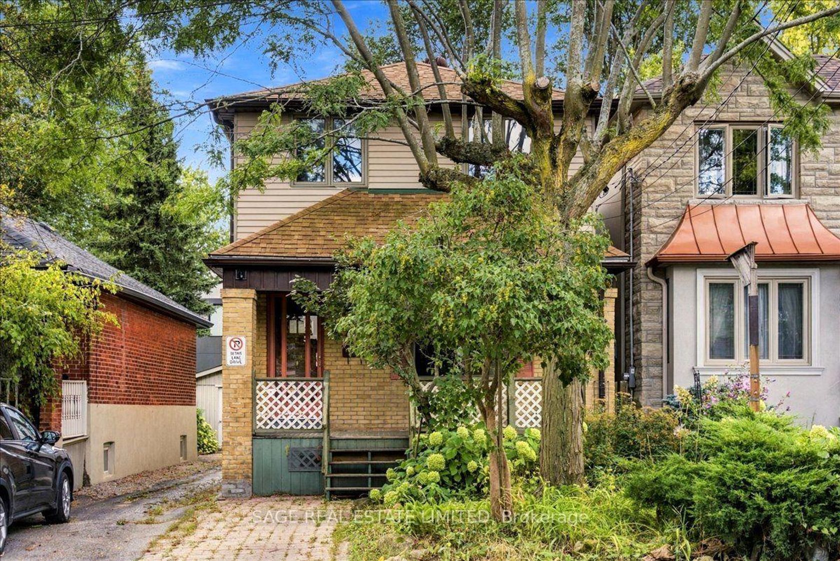 43 Orley Avenue, Lumsden, Toronto photo number 2
