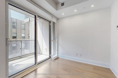 Photo 15 at 808 - 88 Cumberland Street, Annex, Toronto