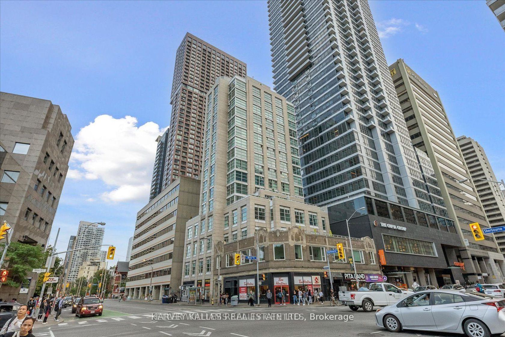 PH03 - 409 Bloor Street W, Moore Park, Toronto photo number 2