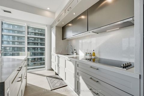 Photo 14 at 1235 - 20 Inn On The Park Drive, Don Mills, Toronto