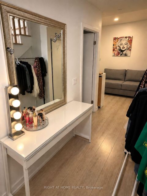Photo 7 at TH09 - 264 Finch Avenue E, Newtonbrook East, Toronto