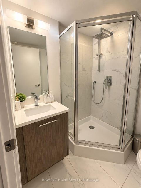Photo 12 at TH09 - 264 Finch Avenue E, Newtonbrook East, Toronto