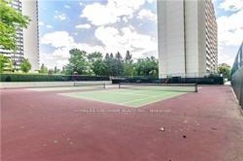 Photo 10 at 408 - 260 Seneca Hill Drive, Don Valley Village, Toronto