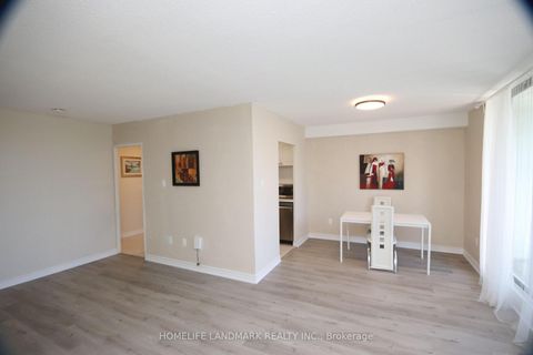 Photo 15 at 408 - 260 Seneca Hill Drive, Don Valley Village, Toronto