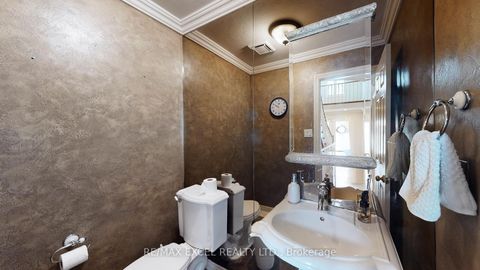 Photo 2 at 67 Rose Green Drive, Uplands, Vaughan