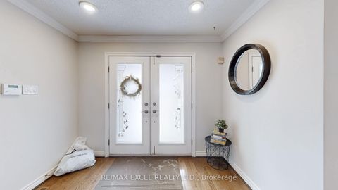 Photo 4 at 67 Rose Green Drive, Uplands, Vaughan
