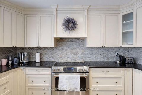 Photo 31 at 67 Rose Green Drive, Uplands, Vaughan