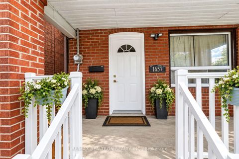 Photo 3 at 1657 Keele Street, Eglinton West, Toronto