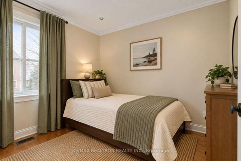 Photo 8 at 1657 Keele Street, Eglinton West, Toronto