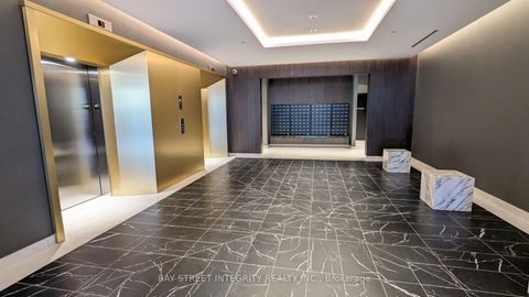 Photo 2 at 703 - 500 DUPONT Street, Annex, Toronto