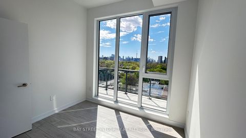 Photo 12 at 703 - 500 DUPONT Street, Annex, Toronto