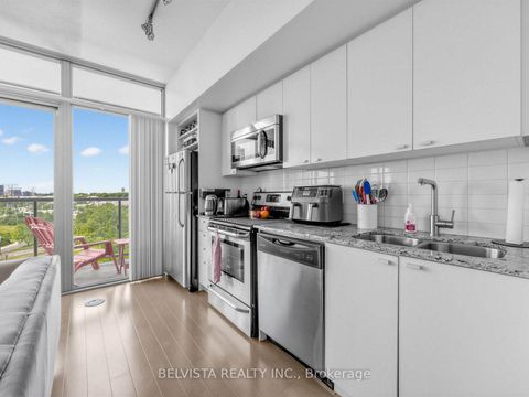 Photo 6 at 805 - 105 The Queensway Avenue, Swansea, Toronto