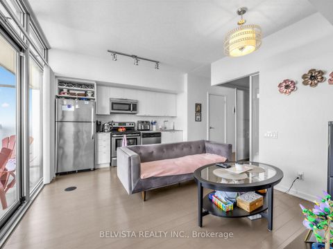 Photo 7 at 805 - 105 The Queensway Avenue, Swansea, Toronto