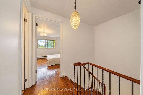 Photo 5 at 29 Jenny Wrenway, Hillcrest Village, Toronto
