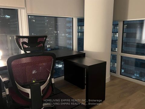 Photo 5 at 1012 - 501 Yonge Street, Yonge Corridor, Toronto