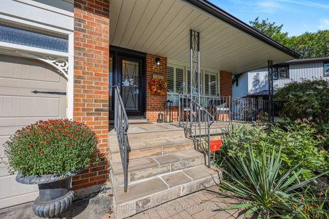 Photo 1 at 93 Julia Court, Central Newmarket, Newmarket
