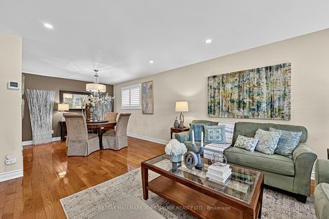Photo 7 at 93 Julia Court, Central Newmarket, Newmarket