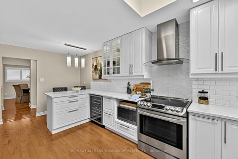 Photo 15 at 93 Julia Court, Central Newmarket, Newmarket