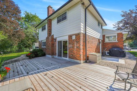 Photo 39 at 93 Julia Court, Central Newmarket, Newmarket