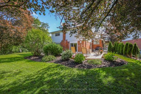 Photo 44 at 93 Julia Court, Central Newmarket, Newmarket
