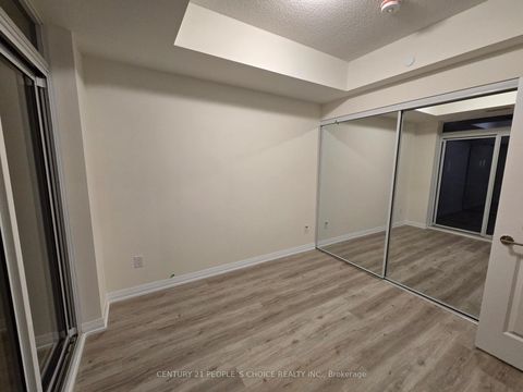 Photo 11 at 2025 - 3270 Sheppard Avenue E, Sullivan, Toronto