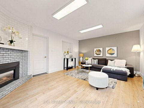 Photo 33 at 32 Ashmount Crescent, Richview, Toronto