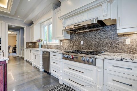 Photo 6 at 153 Lawrence Avenue, Harding, Richmond Hill