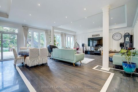 Photo 13 at 153 Lawrence Avenue, Harding, Richmond Hill