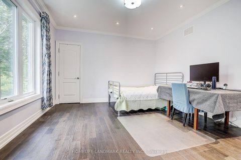 Photo 21 at 153 Lawrence Avenue, Harding, Richmond Hill