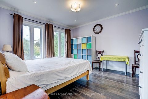 Photo 25 at 153 Lawrence Avenue, Harding, Richmond Hill