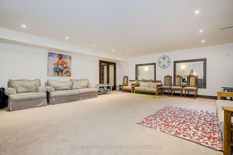 Photo 30 at 153 Lawrence Avenue, Harding, Richmond Hill
