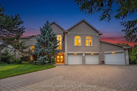 Photo 1 at 14 Meadow Heights Court, Uplands, Vaughan