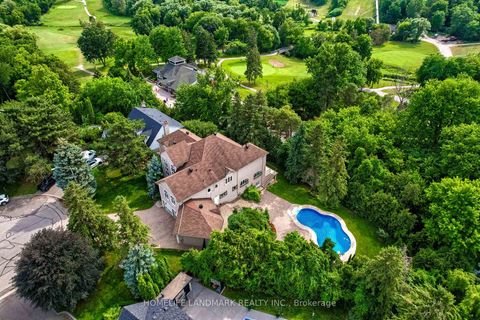 Photo 3 at 14 Meadow Heights Court, Uplands, Vaughan