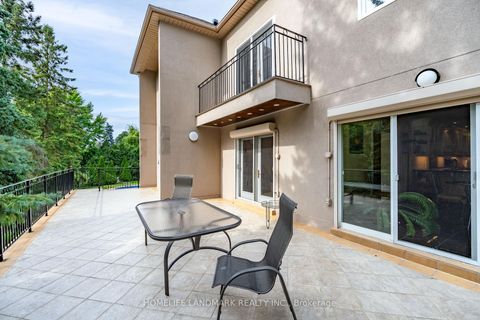 Photo 6 at 14 Meadow Heights Court, Uplands, Vaughan
